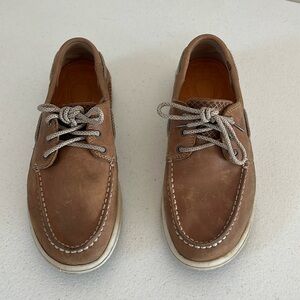 Sperry boat shoes